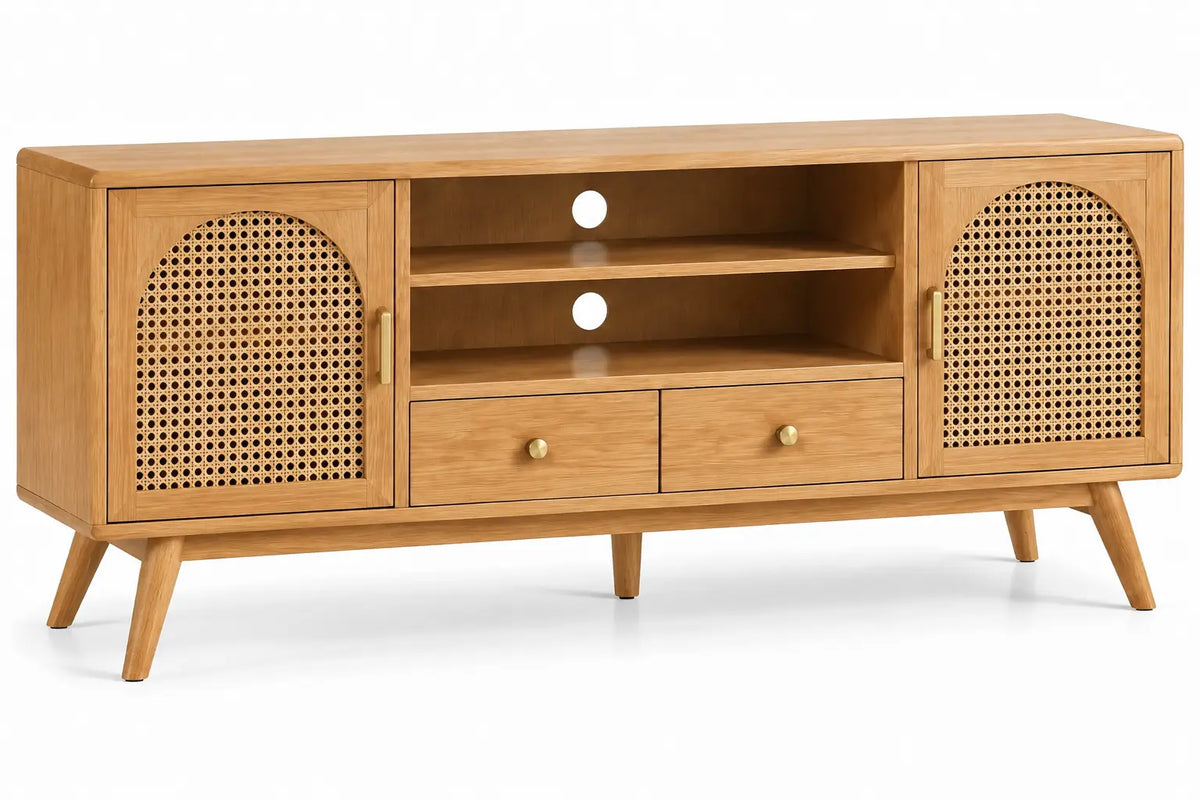 Mueble bajo para televisión con detalles de entramado y estantes, marrón